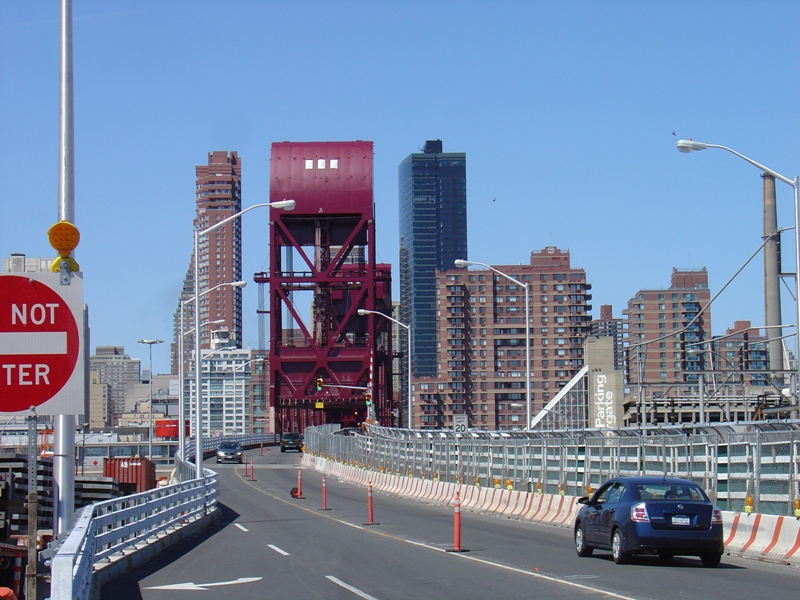 Photo 2, Roosevelt Island Bridge, New York