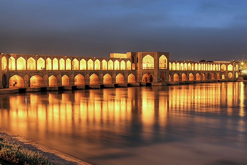 Фото 7, Мост Хаджу, Исфахан, Иран