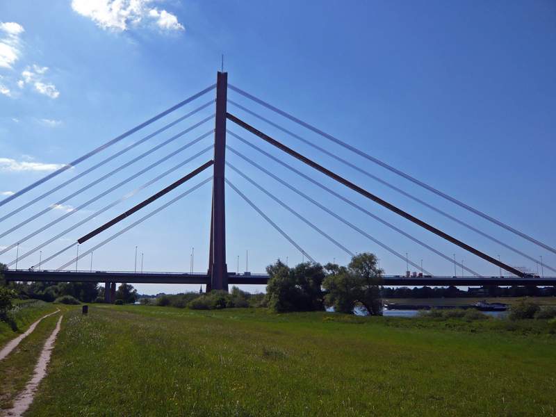 Photo 2, Flehe Bridge, Dusseldorf, Germany