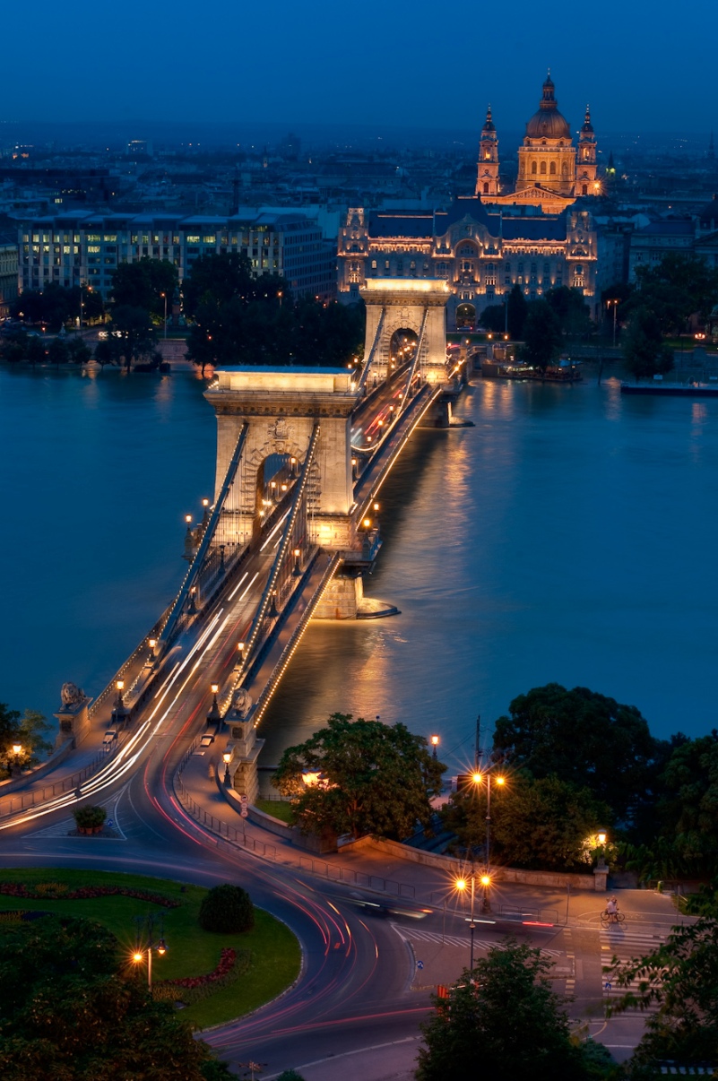Photo 9, Szechenyi Chain Bridge, Budapest