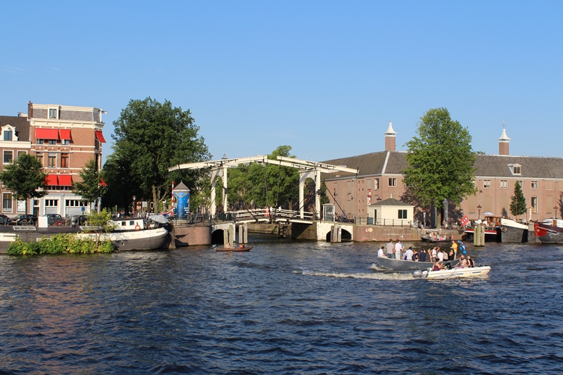 Фото 3, Мост Вальтера Зюскинда, Амстердам, Нидерланды