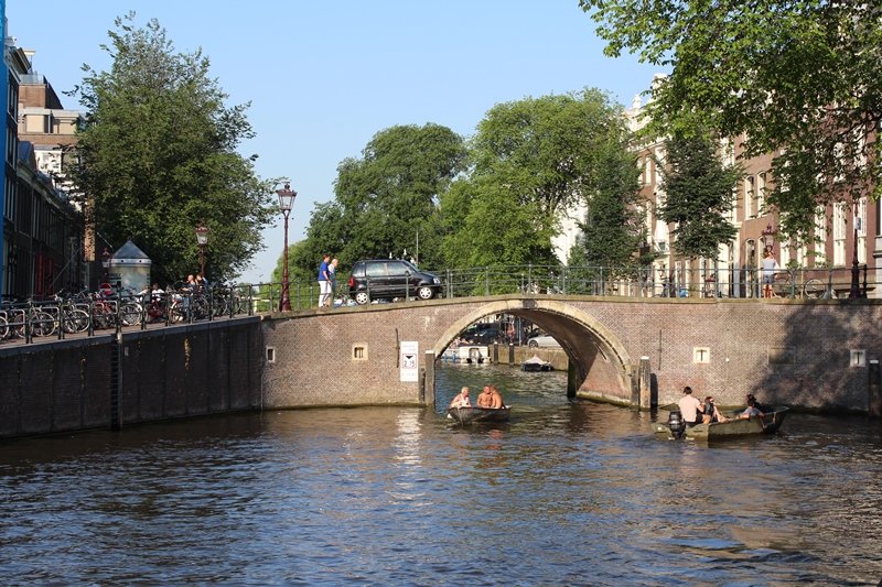 Фото 10, Каналы и мосты Амстердама, Нидерланды