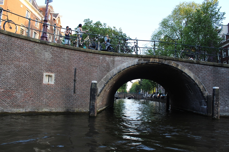 Фото 1, Каналы и мосты Амстердама, Нидерланды