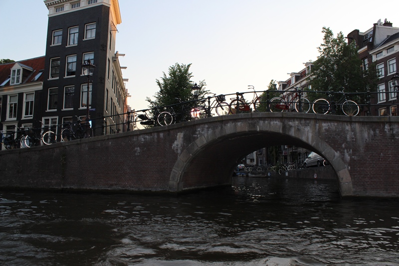 Фото 2, Каналы и мосты Амстердама, Нидерланды