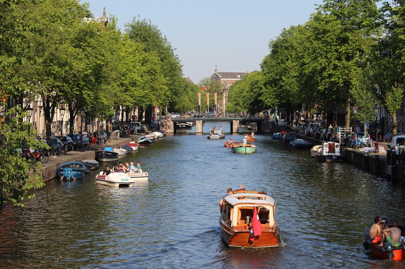 Фото 2, Каналы и мосты Амстердама, Нидерланды