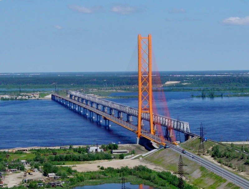 Фото 1, Сургутский мост, Российская Федерация