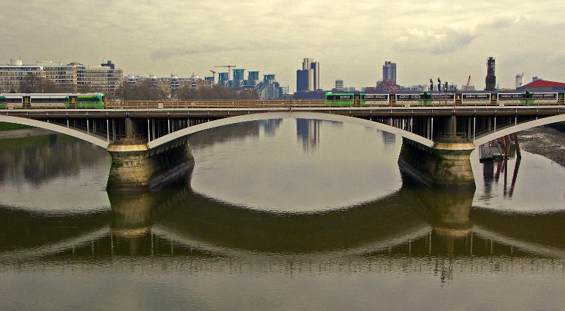 Photo 2, Grosvenor Bridge, London
